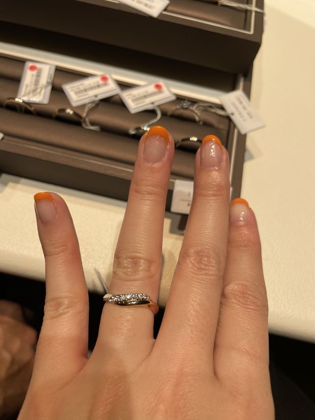 ウェーブのリング