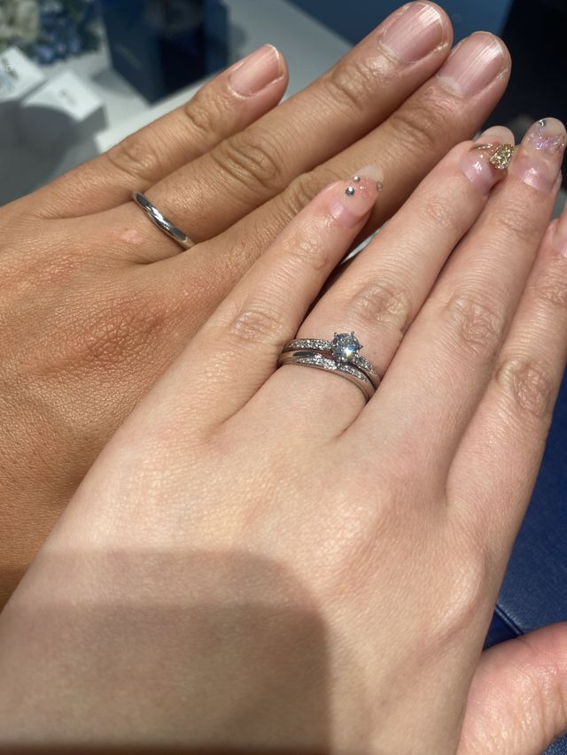 starryの婚約、結婚指輪
ダイヤモンドにこだわりました！