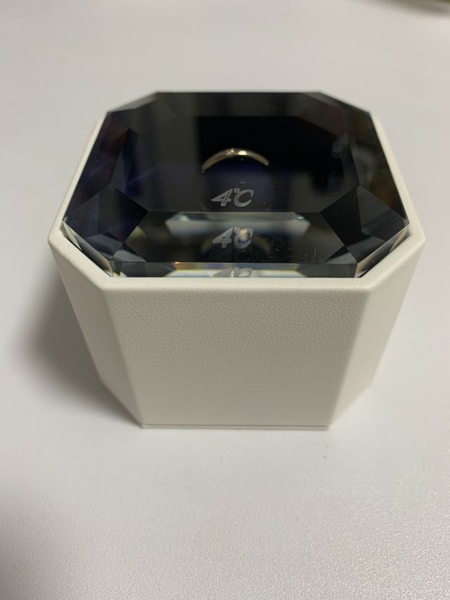 ガラス蓋が美しいです