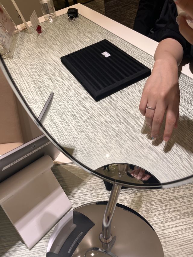 指が綺麗に見えると店員さんと彼からお薦めされて嬉しかった。