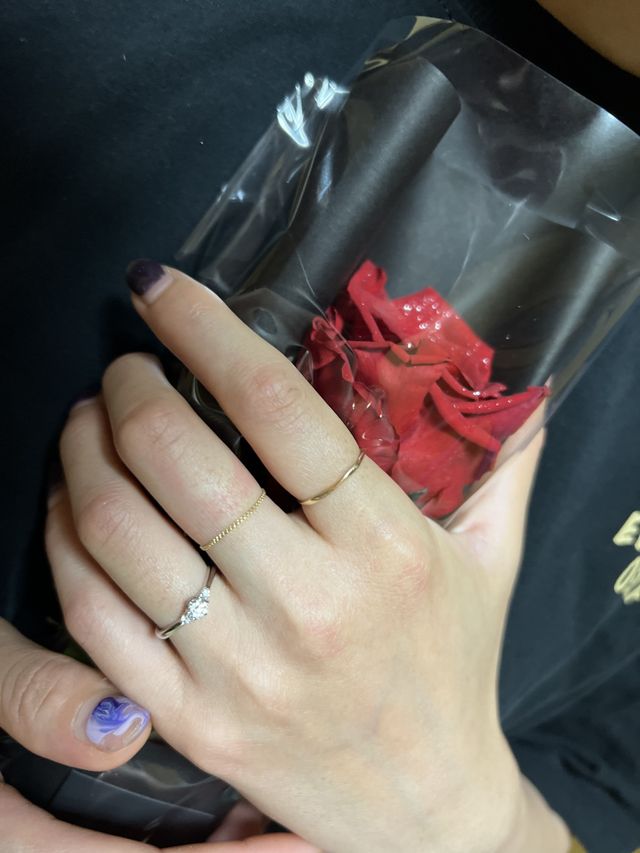 プロポーズした際に着用して貰いました。