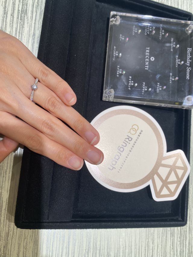 妻の婚約指輪選びで来店しました。着け心地がよかったです