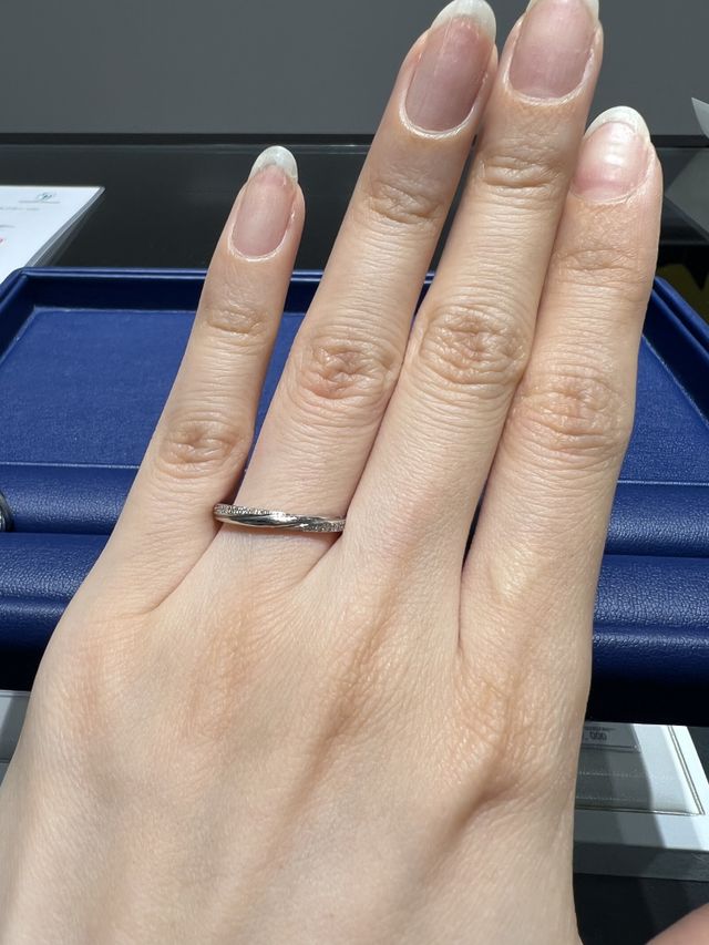 ブルーミンのデザインが1番気に入り、購入しました。