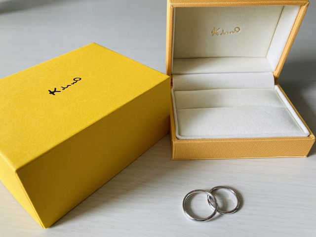 ボックスは黄色(からし色)で可愛いです。