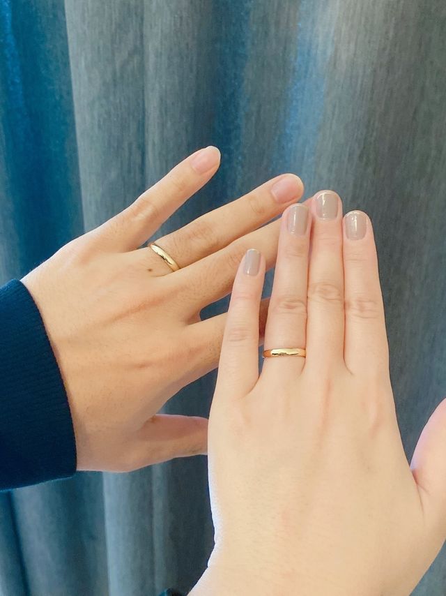 シンプルな甲丸ゴールドが手にしっくり馴染みお気に入りです。
