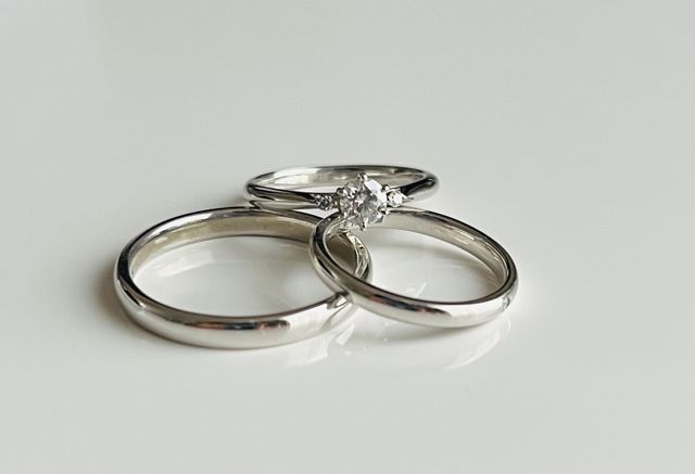 ダイヤモンドをメインに