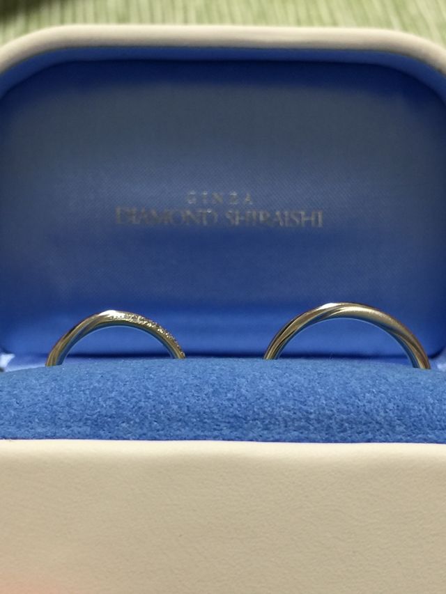 ケースに入った指輪を見るだけで幸せ♡