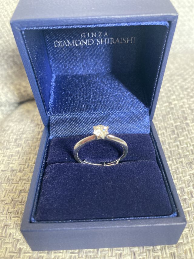 婚約指輪として購入