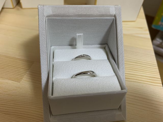 ペアでボックスに入れた様子です。