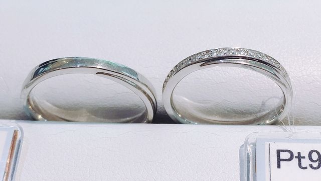 左メンズ 右レディース