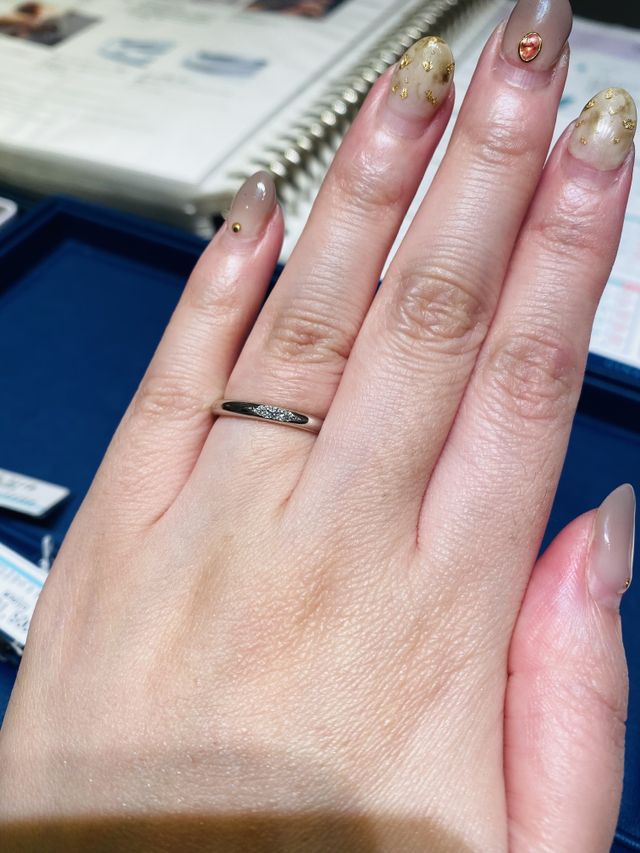 tear of lilyのダイヤ3連。新宿本店限定デザイン。