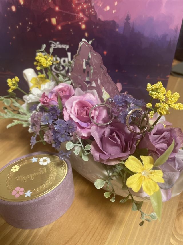 セット購入した限定品のリングピローと付属品の箱