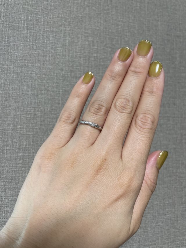 ダイヤモンドの輝きが他とは違います。購入してよかったです。