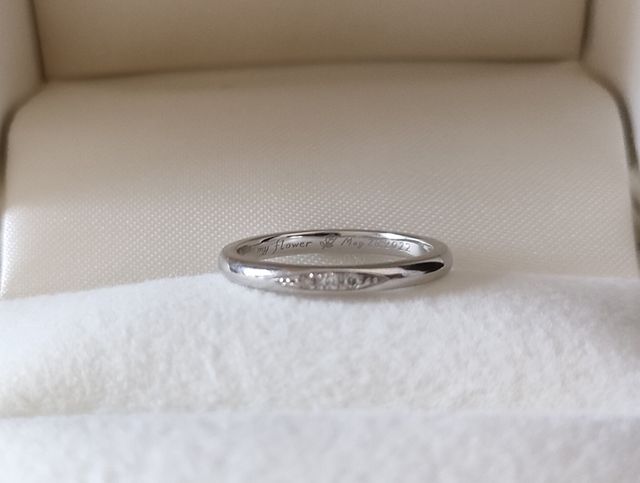 旦那さんの手書き文字と手書きイラストを入れてもらい大満足！