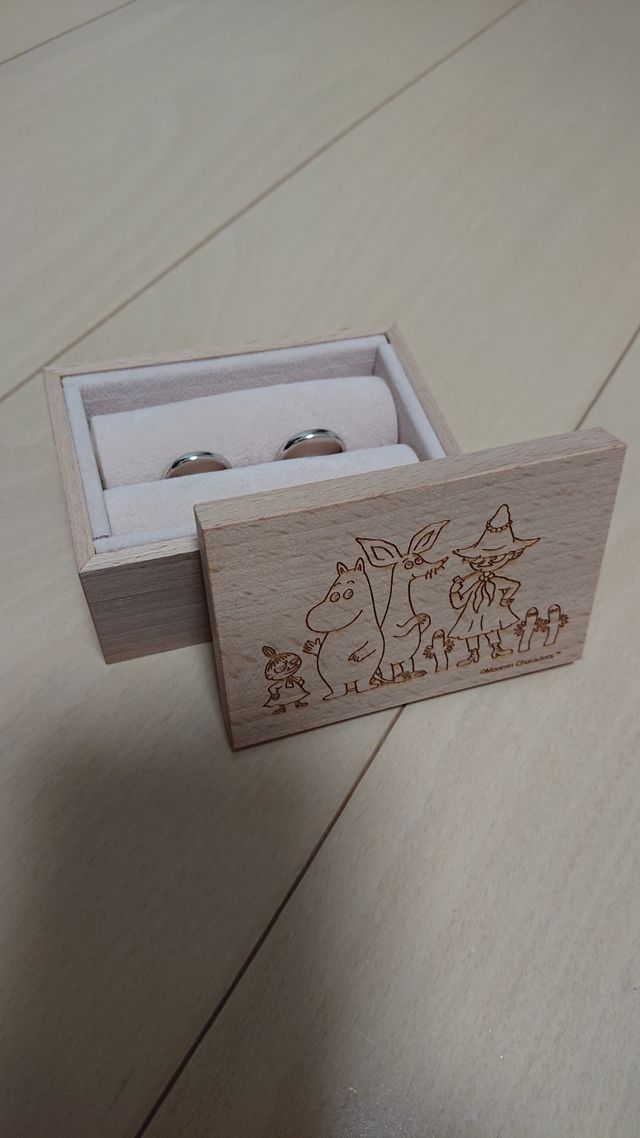 BOXにもムーミンが描かれています。