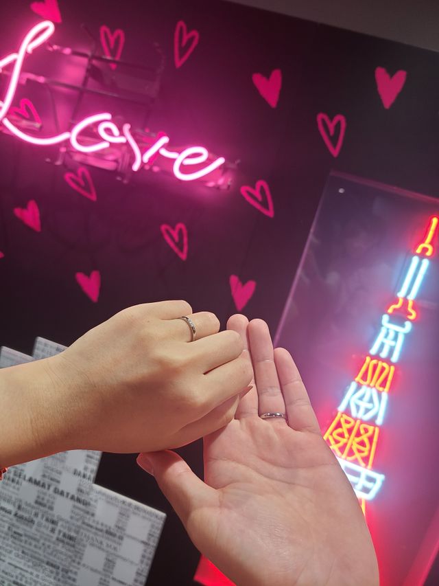 購入した後にそのまま着けて東京タワーへデートに行きました！