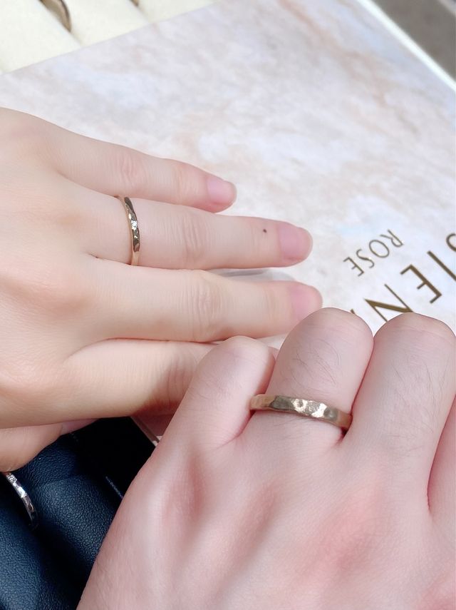 デザインはどちらも「たたき」です。
太さが細と中になります。