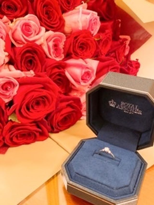 ロイヤルアッシャーのエンゲージリング