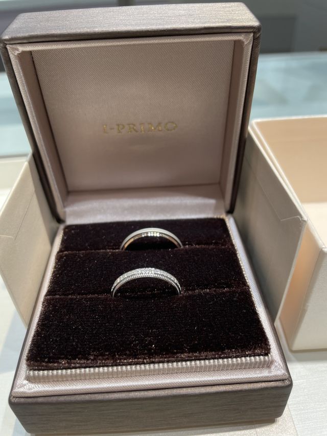 初めて見た指輪^_^
キラキラしています