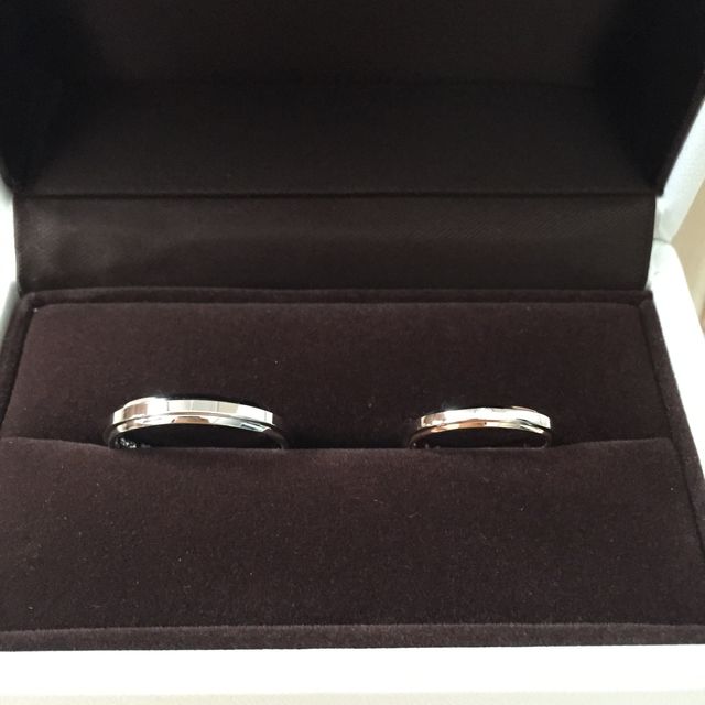 プラチナとピンクゴールド