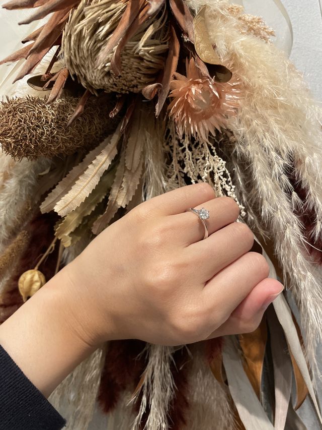 ブーケと合わせて。購入後2年近く経ちますが変わらず綺麗です。