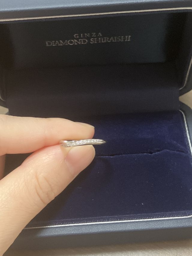 滑らかなカーブになっているデザインです