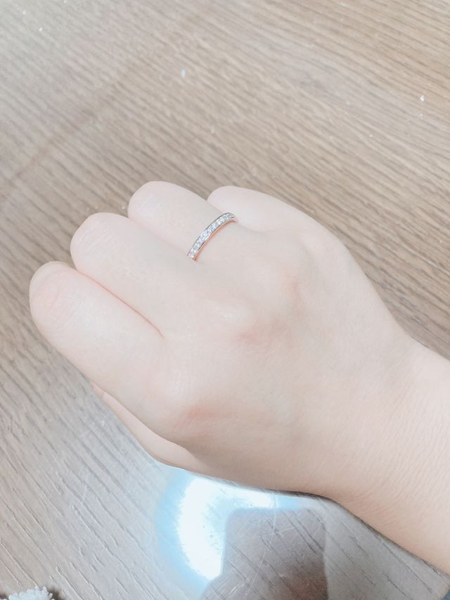 輝きがとても綺麗です。