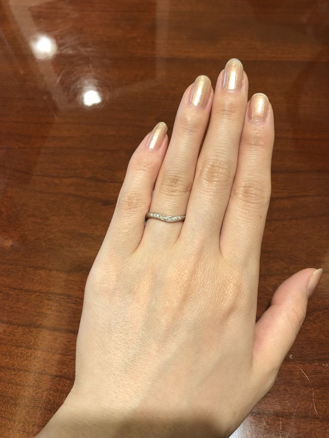 左手の薬指を1番綺麗に見せてくれるデザインの指輪。