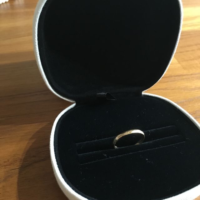 ケースの中は真っ黒！