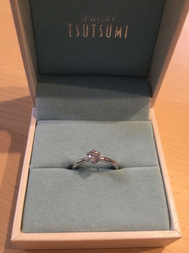 箱に入った状態の写真です。