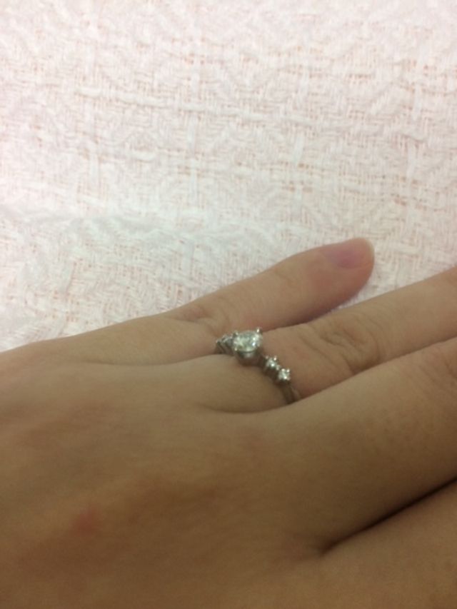 横から見た指輪