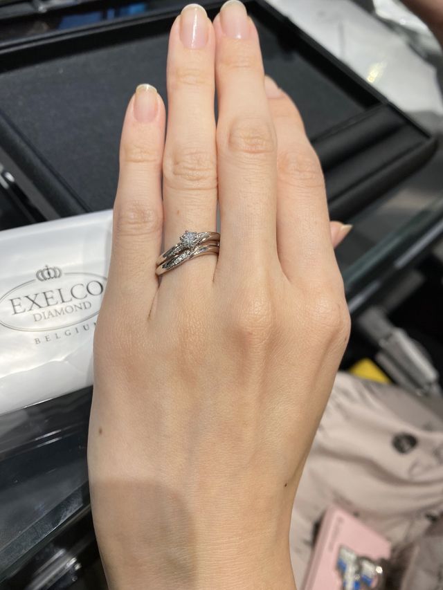 重ね付けを試していますが上のエンゲージです