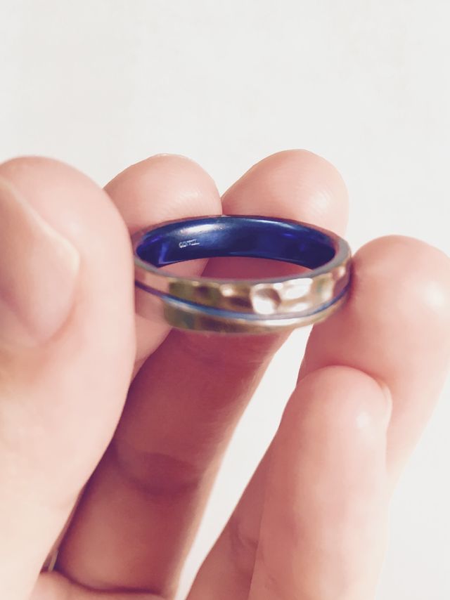 美しい発色。カラーバリエーションが豊富なのも素晴らしいです。