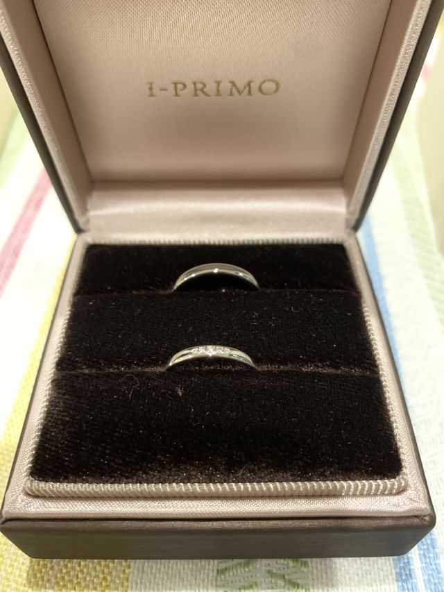 プラチナを購入しましたがとても綺麗で幸せな気持ちです。