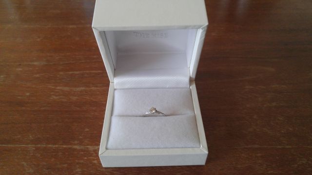 0.222ct キティちゃんのリボン付き