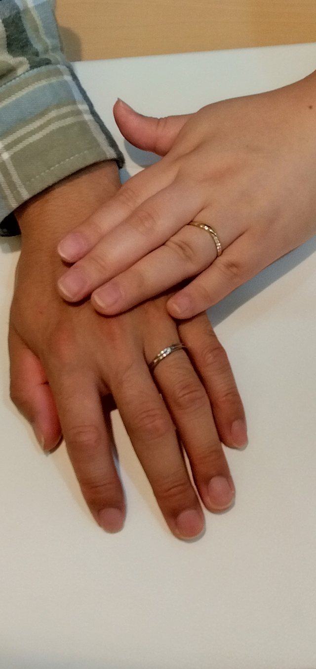 自分達に似合う指輪を見つけられました。