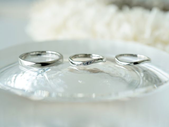 婚約指輪、結婚指輪ともに2人で手作りしました。
