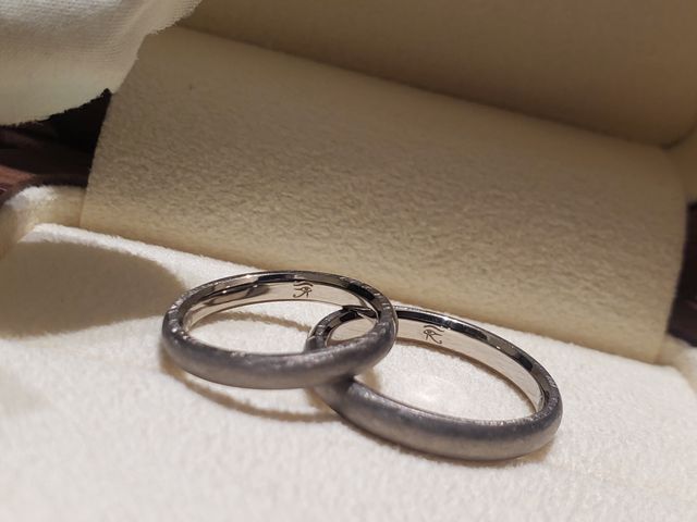 日付や家紋以外に入れたマークも綺麗に刻印出来てました。