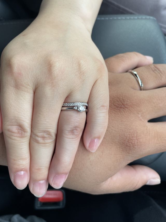 引き取り直後に車で撮影