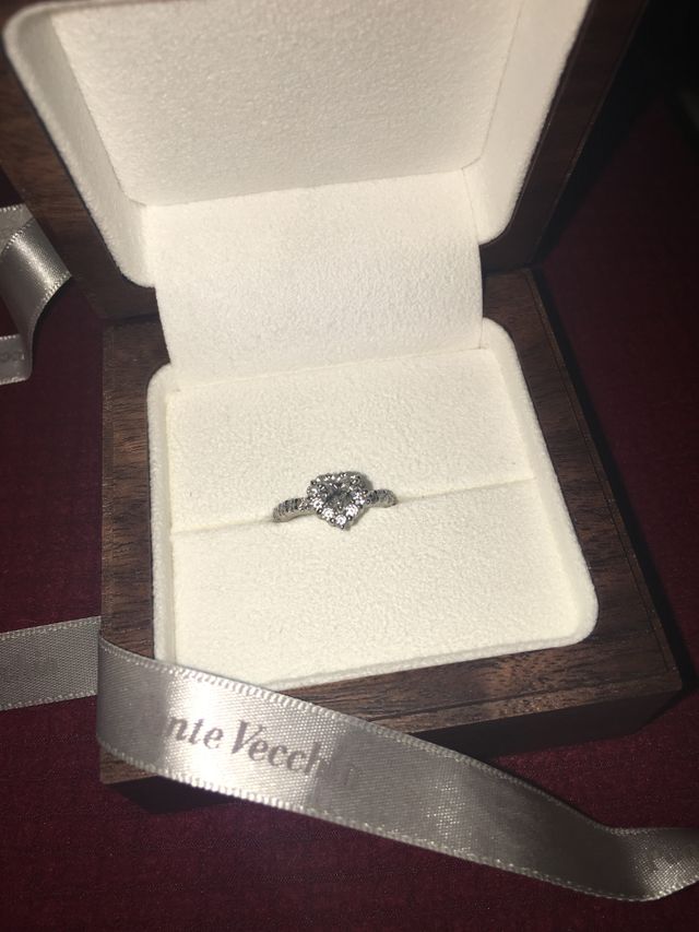 Ponte Vecchioオリジナルで婚約指輪