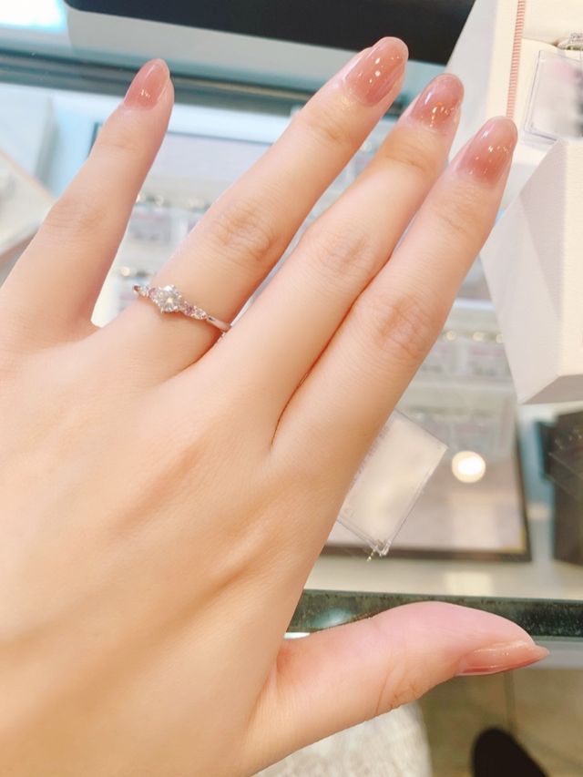 ピンクダイヤの婚約指輪