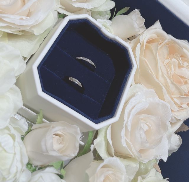 ダイヤがオーダーで
輝きが凄く綺麗で感動です。