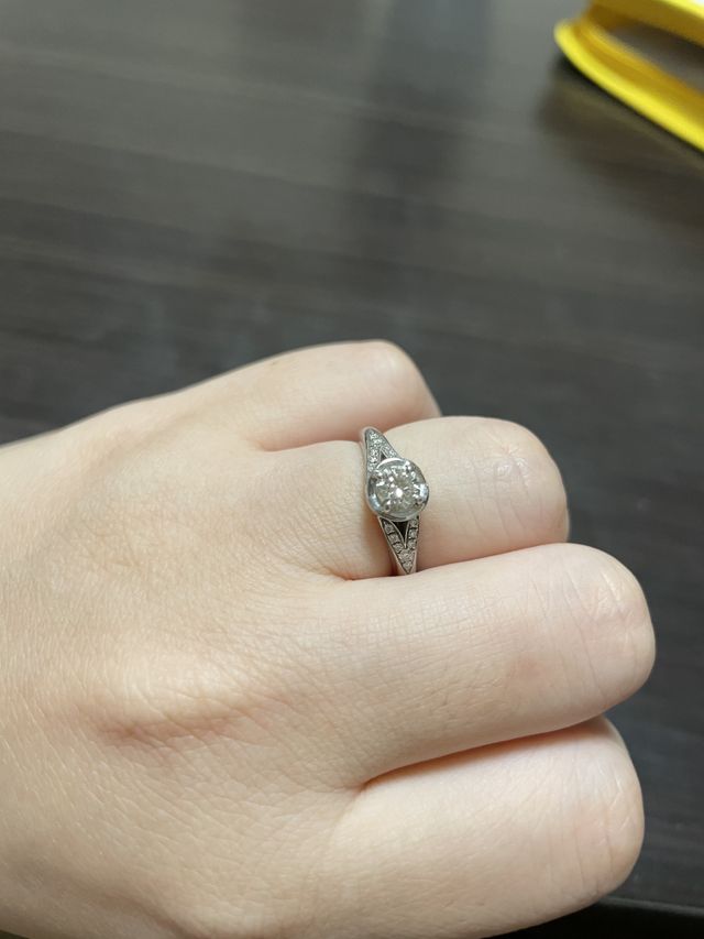 BVLGARIの婚約指輪。