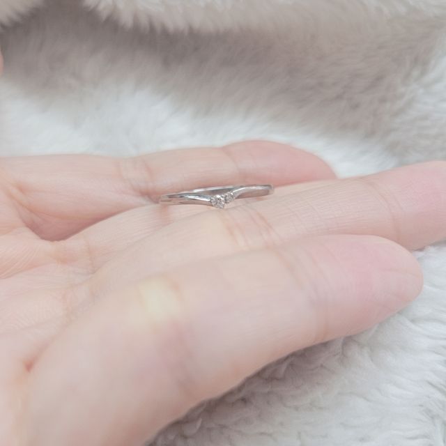 グローオブラブという2020年モデルで婚約指輪も一緒に購入。