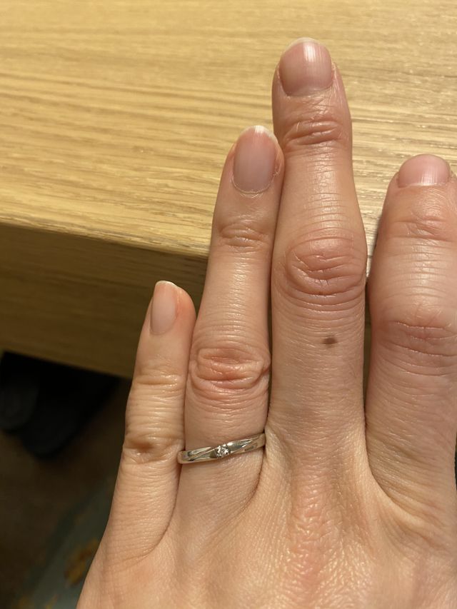 女性の指輪です。