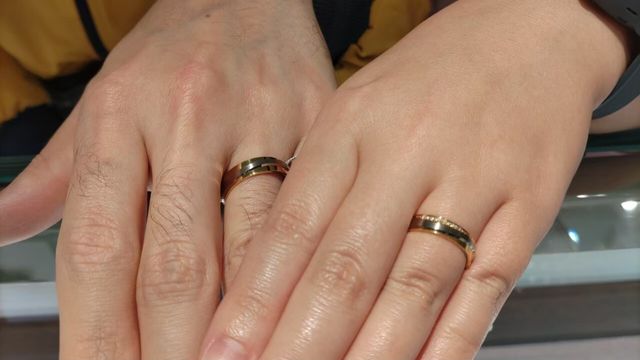 指輪の着用写真