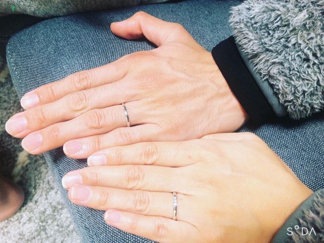 ヨンドシーの結婚指輪ダイヤが3つの可愛い指輪です