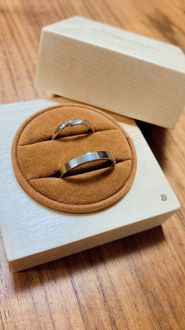 手作りの結婚指輪です。