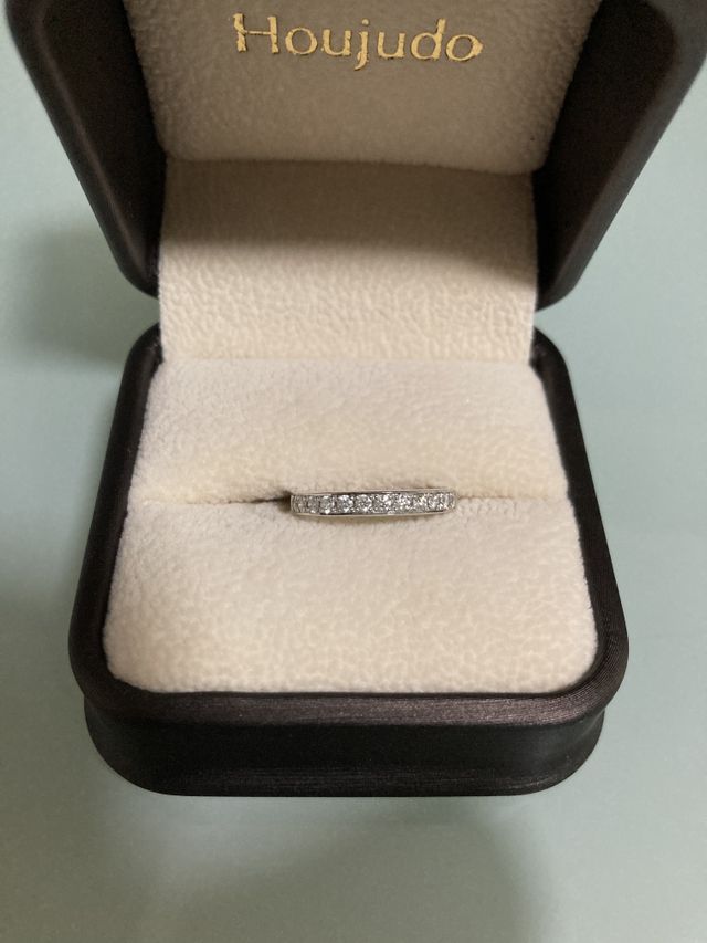 ハーフエタニティーデザイン