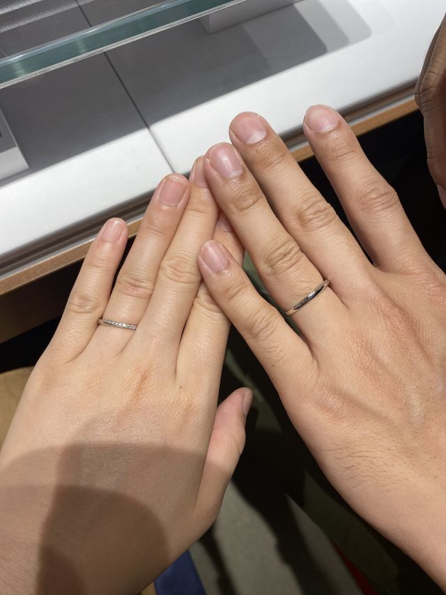 ペアでつけると、こんな感じです。